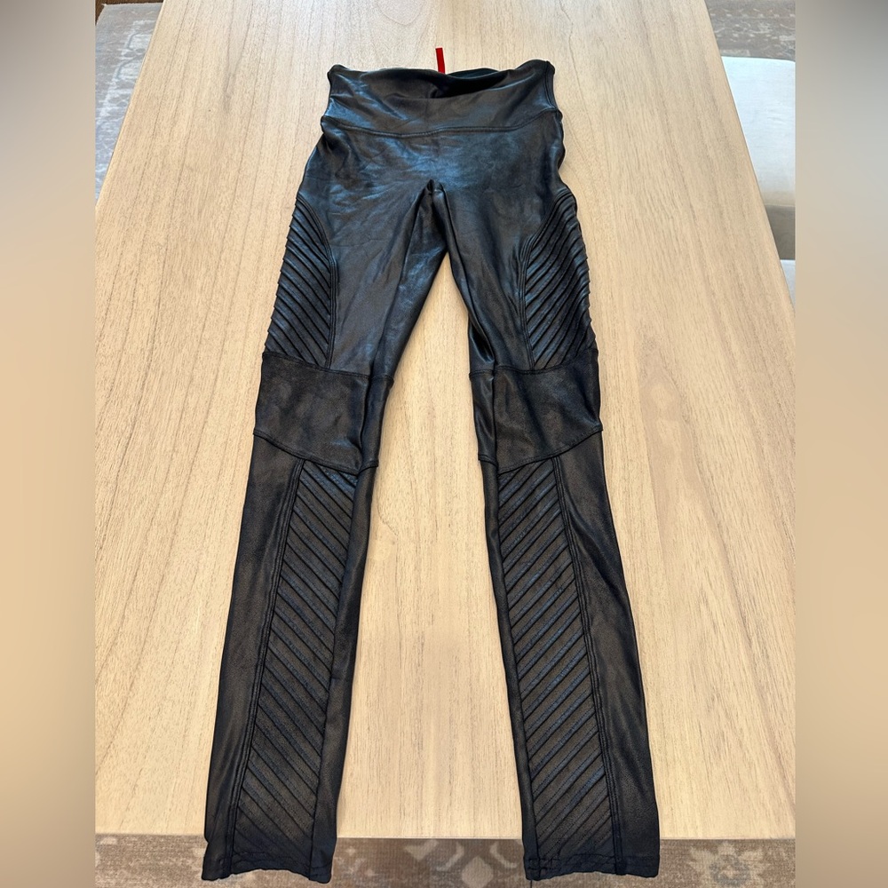 SPANX Moto black leggings size small